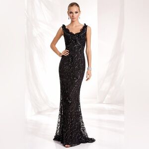 Jenny Packham Black Hand-Beaded Silk Lined Sequin Gown